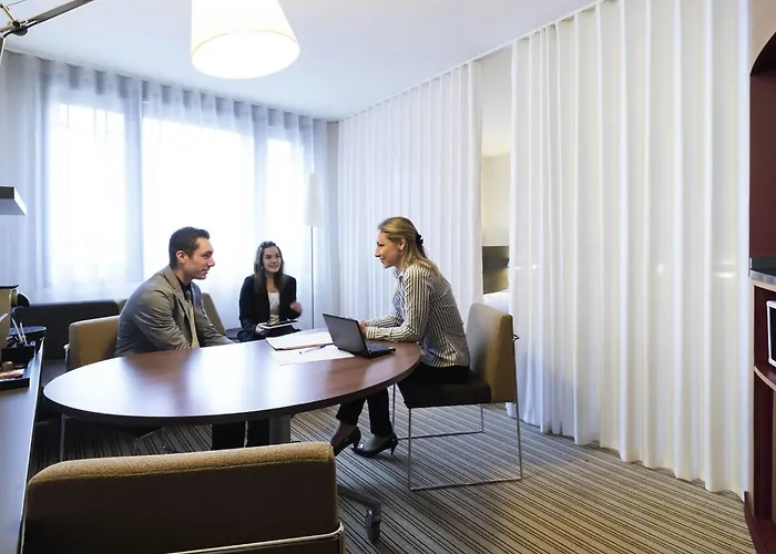Novotel Suites Montreuil Vincennes